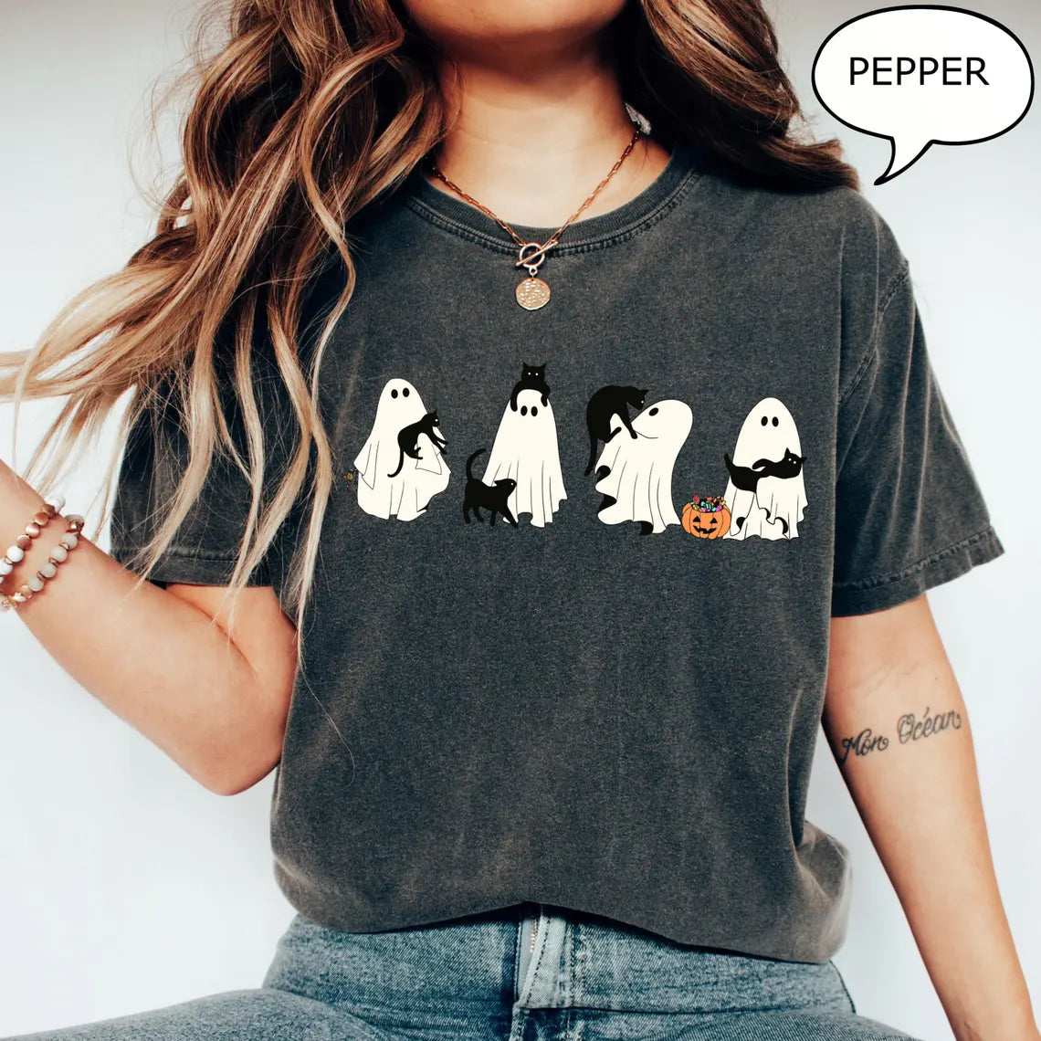 GILDAN5000 Ghost And Cat T-Shirt, Halloween Ghost Shirt, Halloween Cat Shirt, Cat Lower Halloween Gift, Spooky Season Cat Shirt